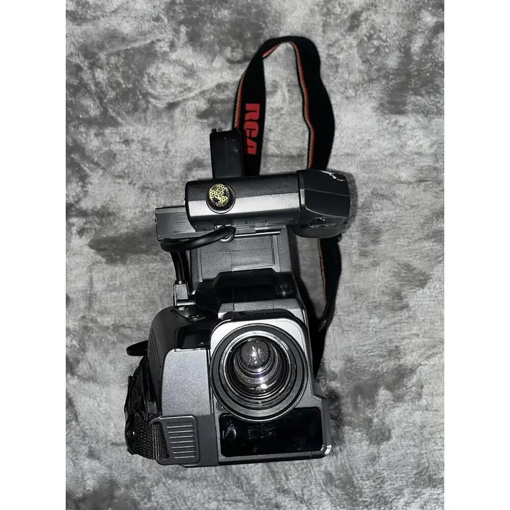 RCA VHS Camcorder CC275 w/ Case & Accessories Vintage Video Camera